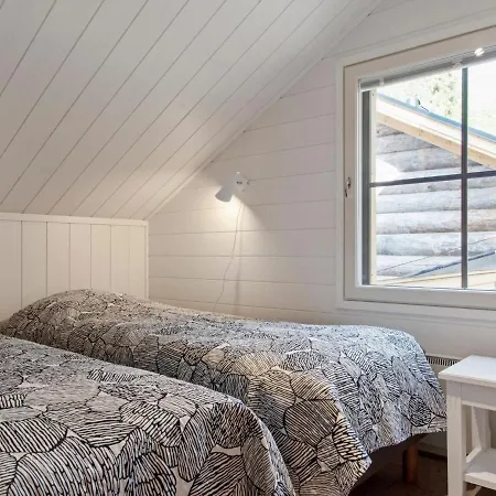 Holiday home Taruilevi 10 J2 By Interhome